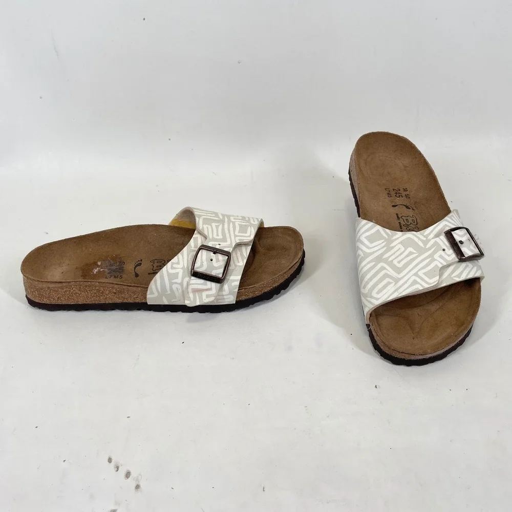 Birki's by Birkenstock Madrid Slide Sandals White Geometric Maze Size 38 L7 M5